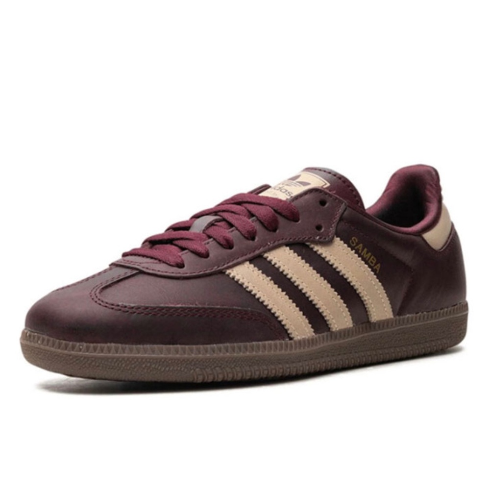 Adidas Samba OG in Maroon/Crystal Sand